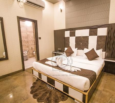 Hotel Pardesi 哈里瓦 外观 照片