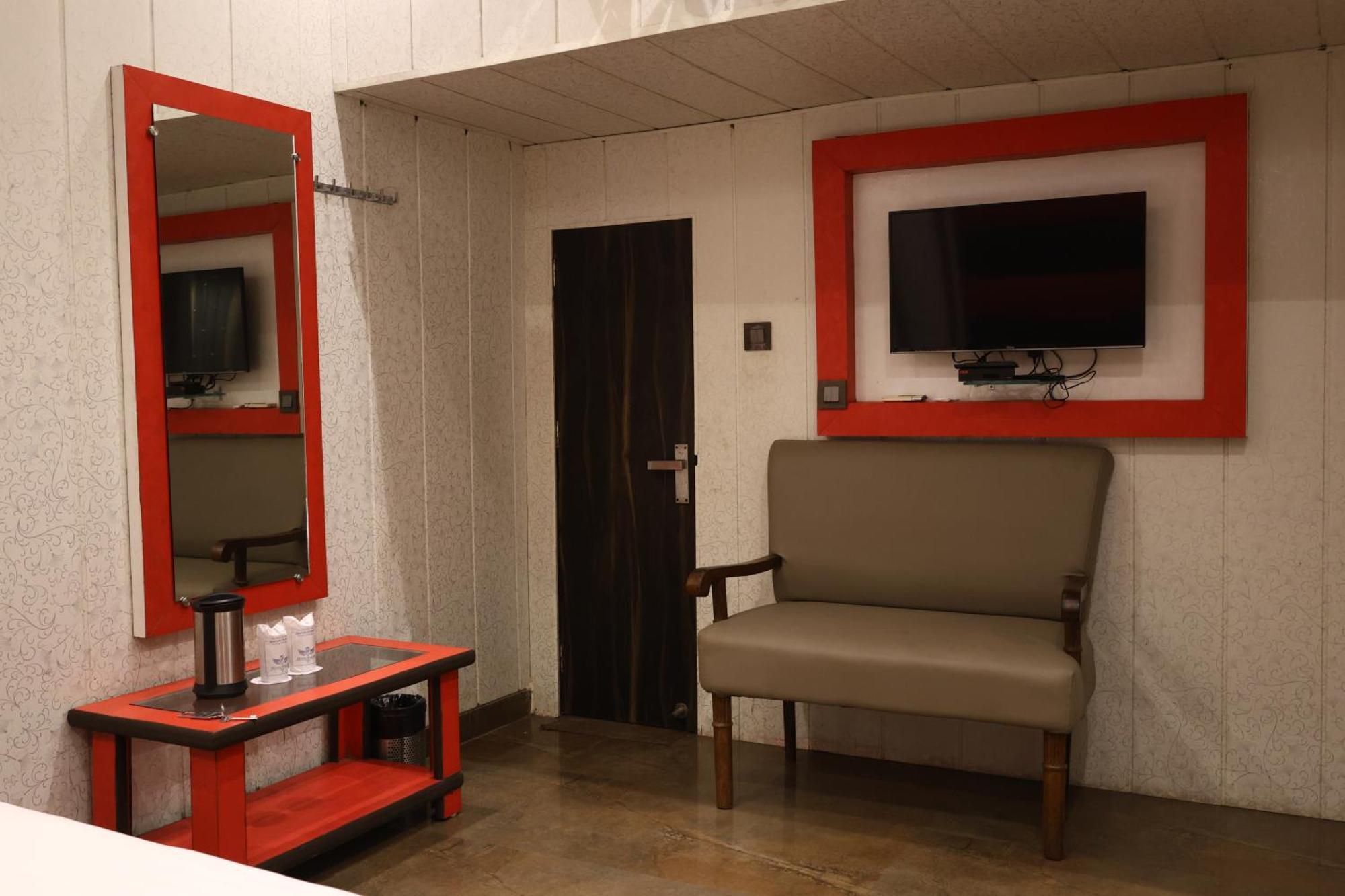 Hotel Pardesi 哈里瓦 外观 照片