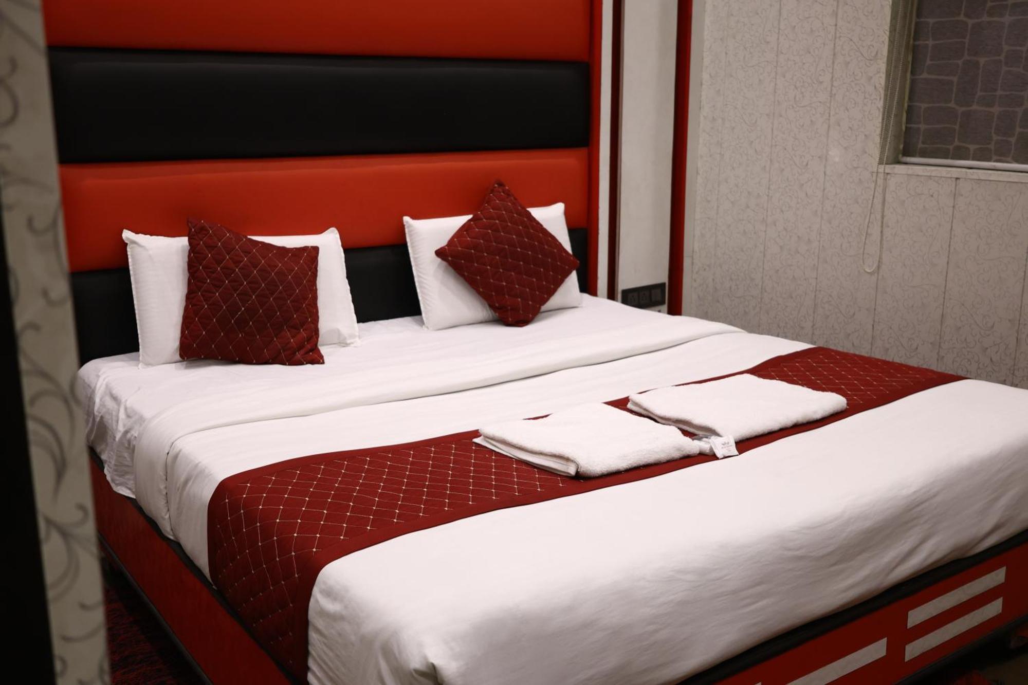 Hotel Pardesi 哈里瓦 外观 照片