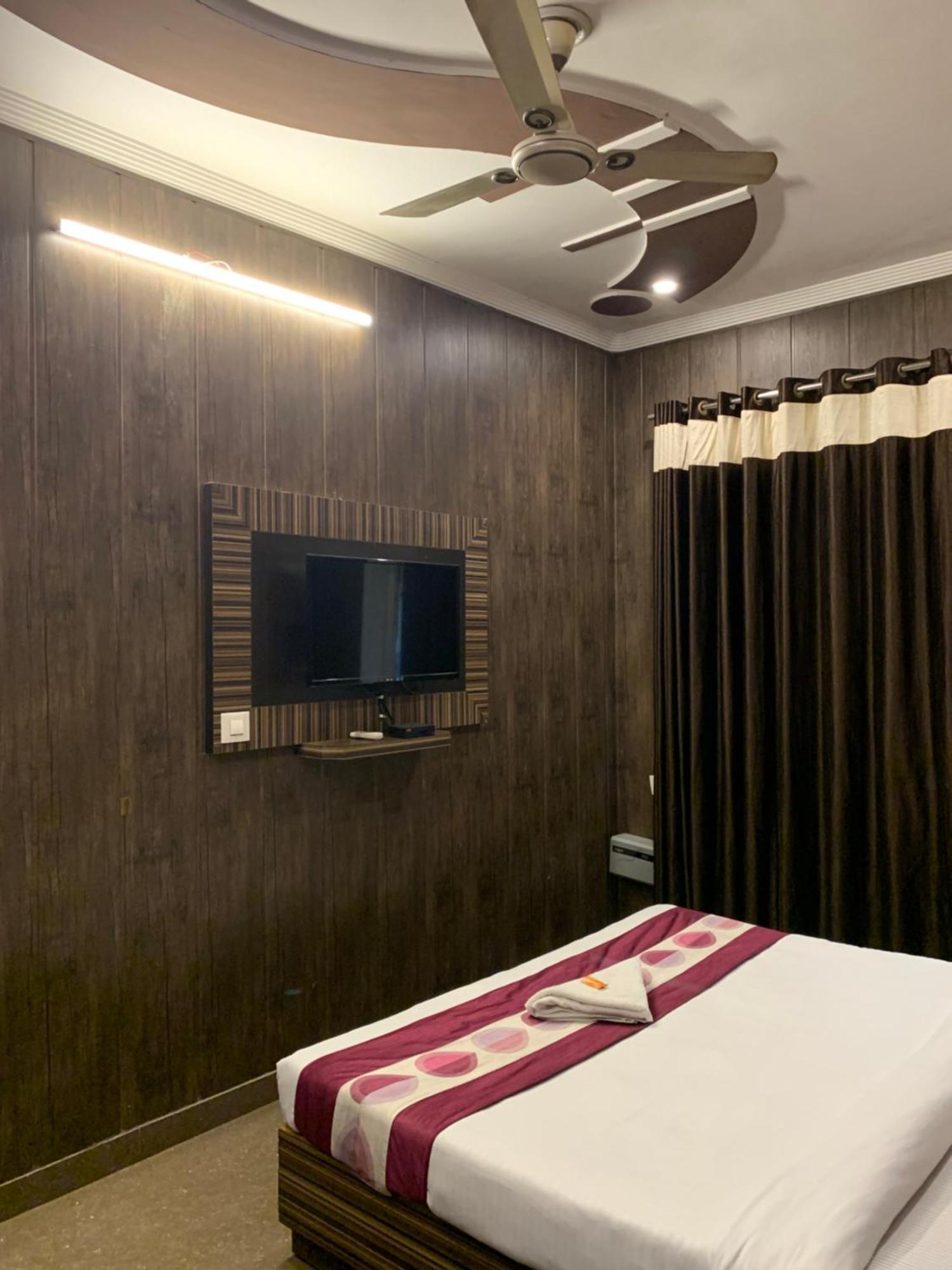 Hotel Pardesi 哈里瓦 外观 照片