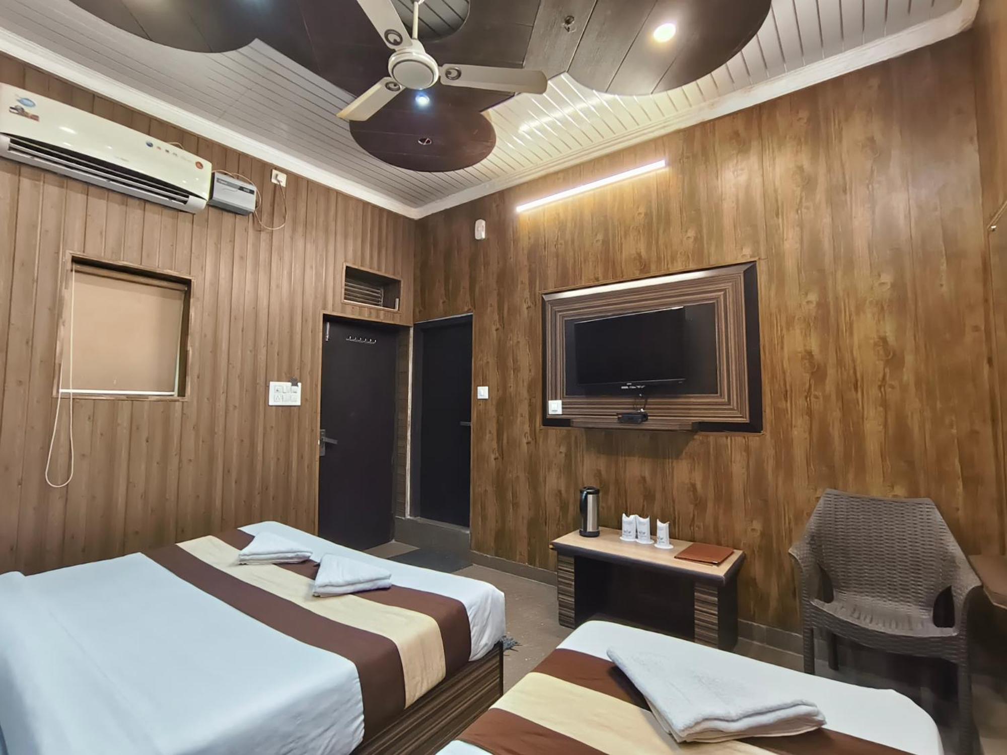Hotel Pardesi 哈里瓦 外观 照片